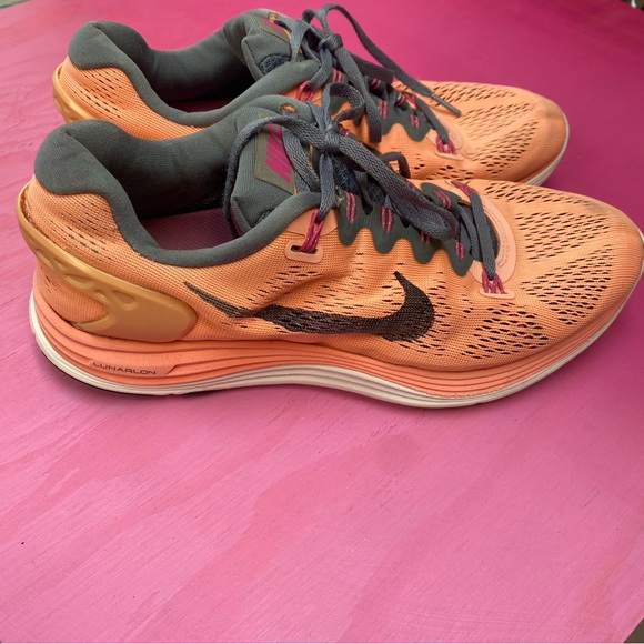 Women’s Nike Lunarglide 5 Size 9.5, Coral Athletic Shoes, Running Training Shoes - Picture 4 of 15